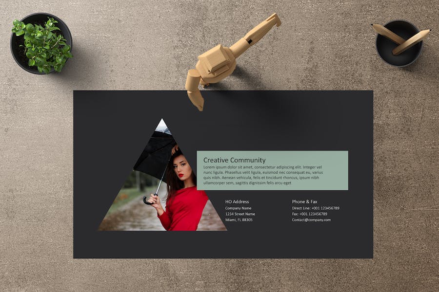 科技产品服务介绍展示PPT模板 - PPT派